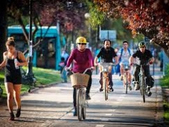 Noticia: Hoy se recuerda Día Nacional Sin Auto. En Santiago Centro habrán cortes de tránsito 