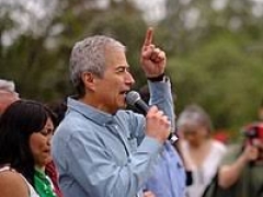 Profesores marchan en dirección al Congreso en Valparaíso, con el fin de promover avances en el ámbito educacional