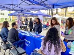 Noticia: Feria de Servicios PUCV congregó a diversos estamentos públicos