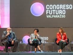 Noticia: Académico de la PUCV expuso sobre IA y el  concepto de lo humano en Congreso Futuro